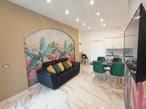 Luxury House Tina